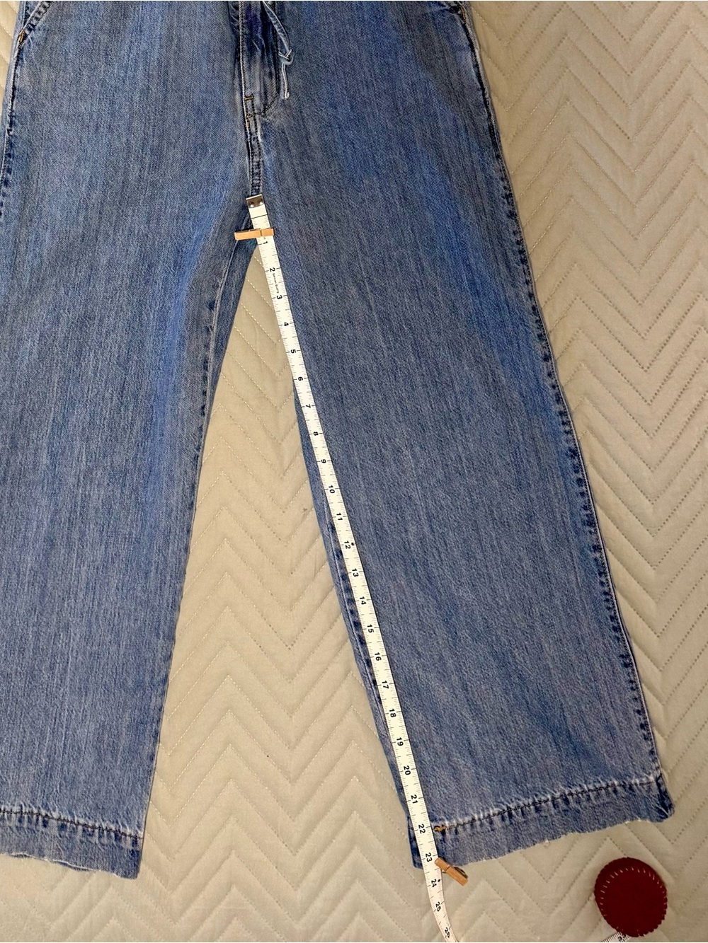 Levi's Light Blue Denim Jumpsuit with Point Collar - Picture 4 of 7